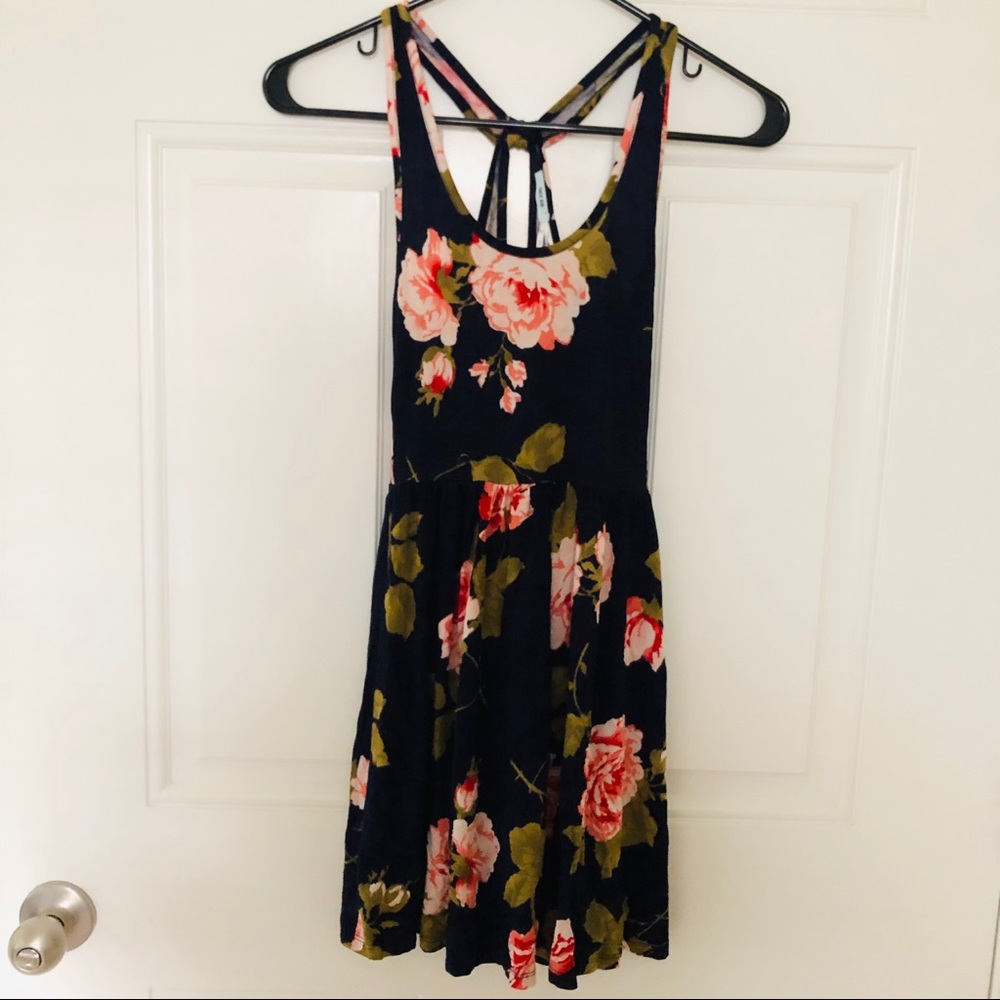 UO Kimchi Blue Floral Dress Size XS NWT